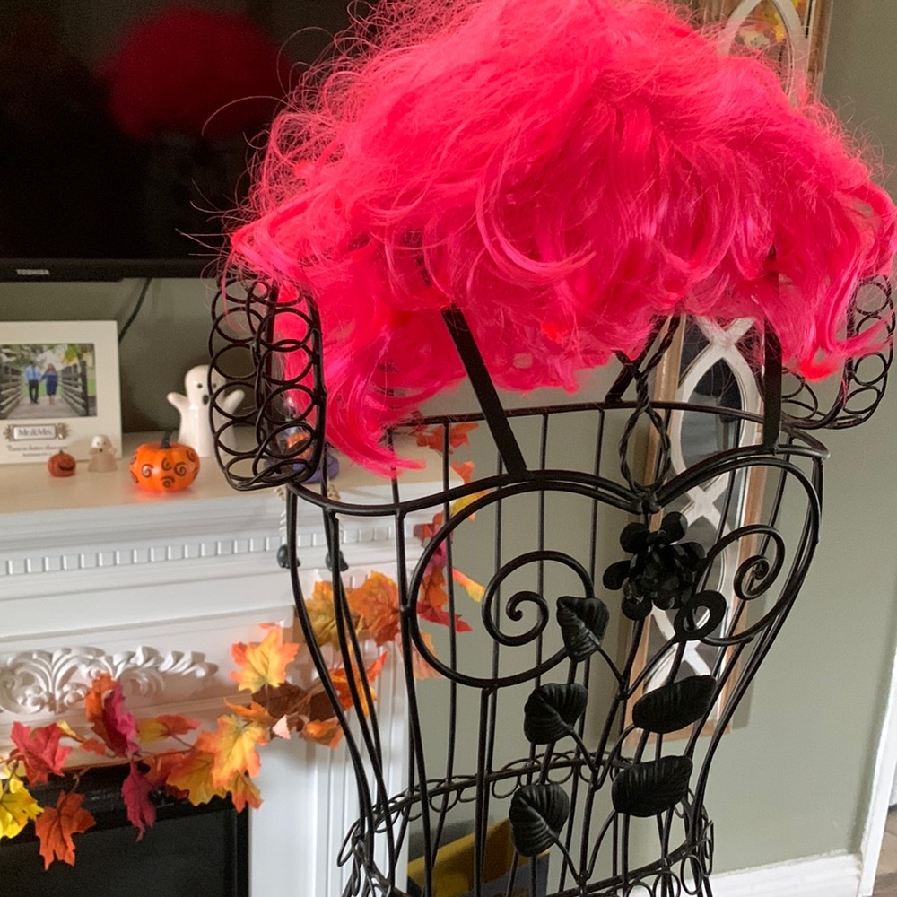 Pink lady wig